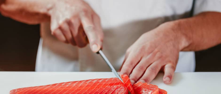 Hur man skär sushi som en boss: Hemligheterna bakom att göra sushi
